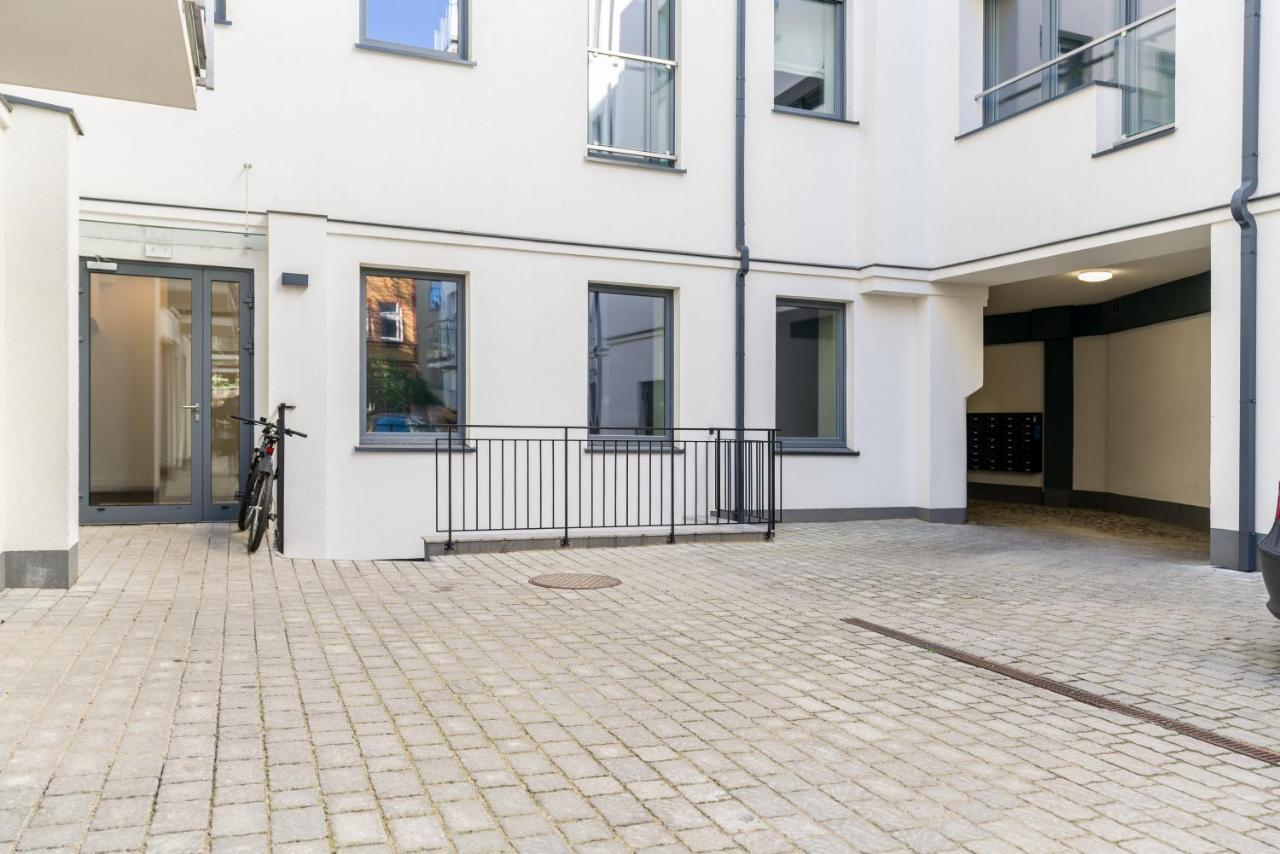 Central Apartments Garbary By Noclegi Renters Poznan Dış mekan fotoğraf