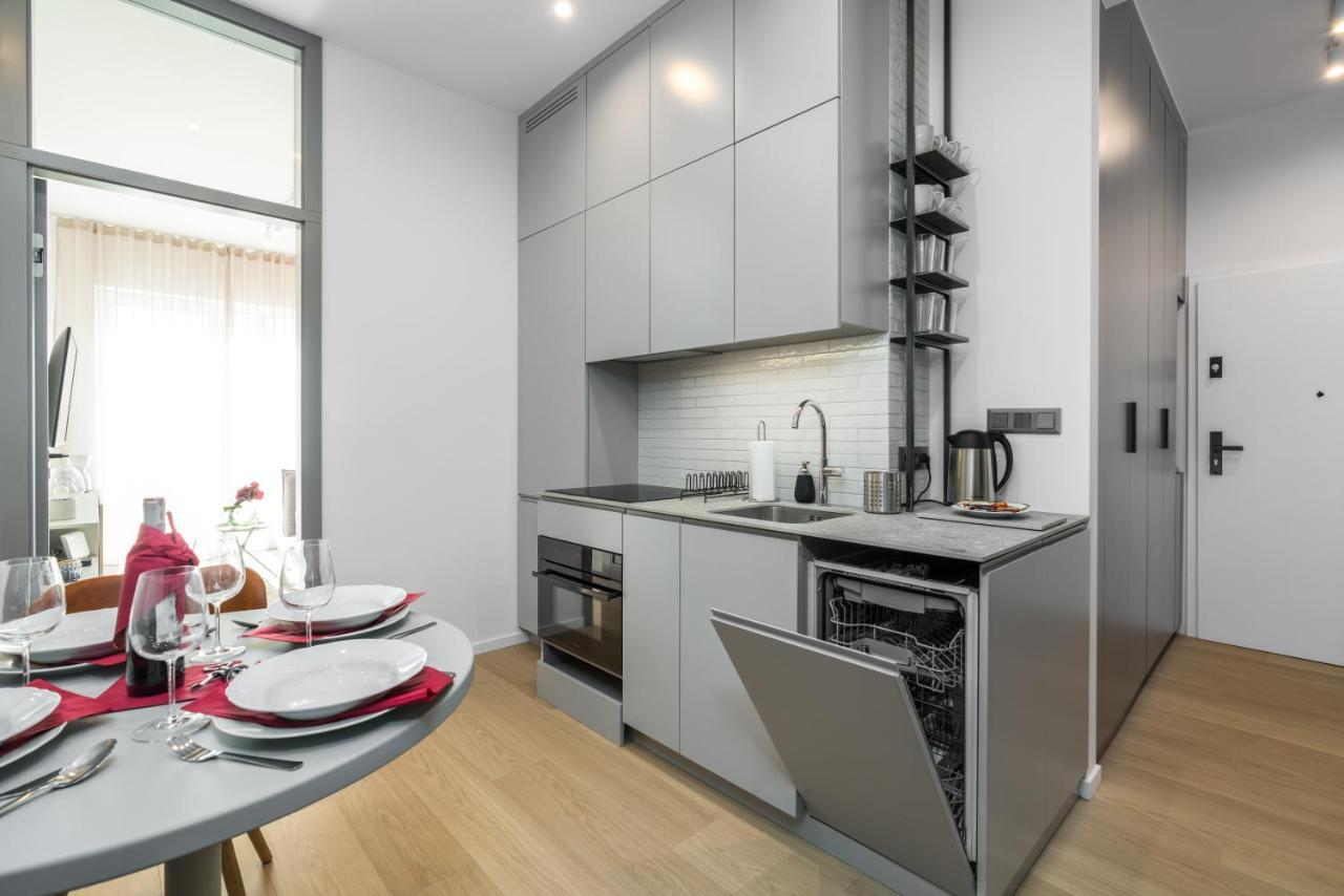 Central Apartments Garbary By Noclegi Renters Poznan Dış mekan fotoğraf