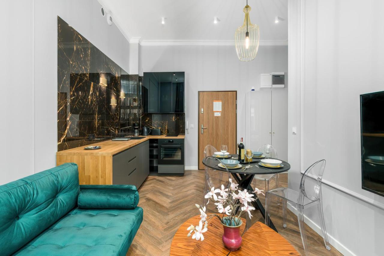 Central Apartments Garbary By Noclegi Renters Poznan Dış mekan fotoğraf
