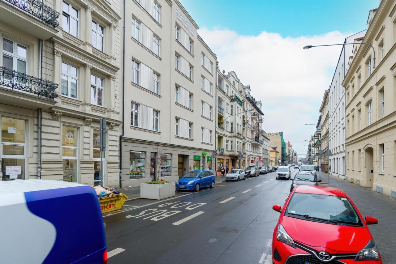 Central Apartments Garbary By Noclegi Renters Poznan Dış mekan fotoğraf