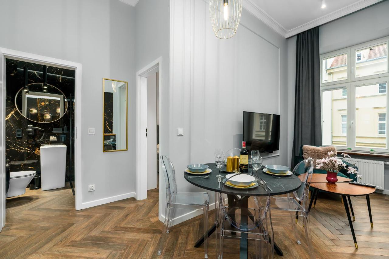 Central Apartments Garbary By Noclegi Renters Poznan Dış mekan fotoğraf